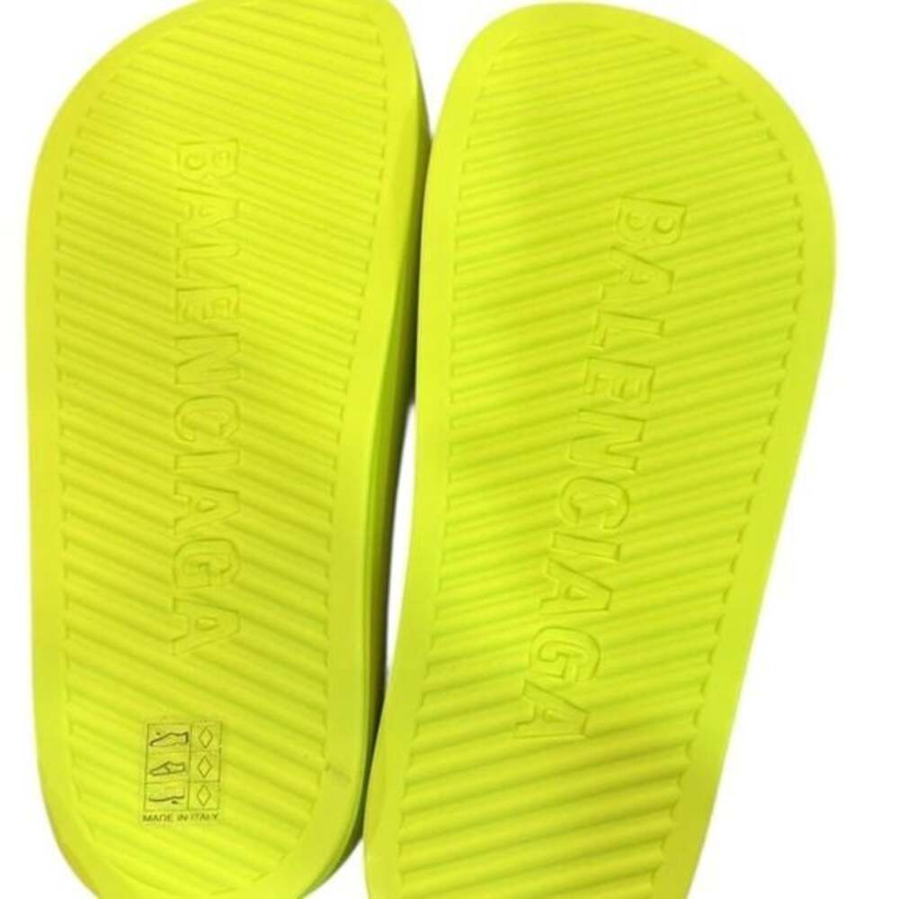 Balenciaga Slides Chunky Platform Slides Women’s Size 9 NEW Neon Yellow - Picture 4 of 4